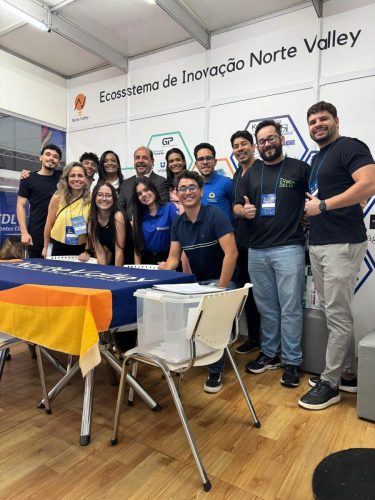 Visita-Prefeito-Montes-Claros-estande-Norte-Valley